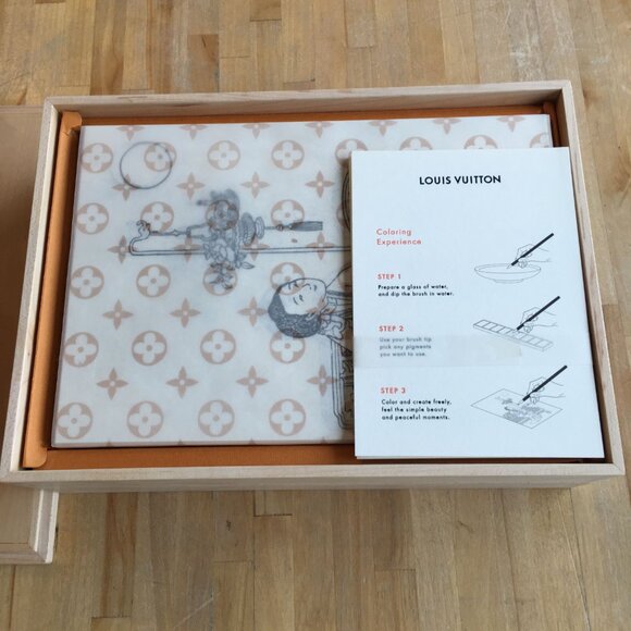 Louis Vuitton VIP 2022 Mid-Autumn Mooncake Festival Gift Box - Picture 7 of 9